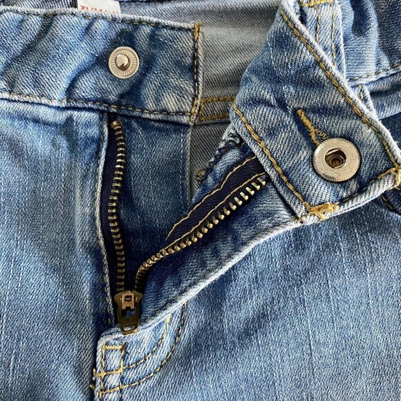 Cat & Jack Women’s Denim Jean Midi Cutoff Shorts XL (14/16) Blue Super Stretch - Picture 10 of 12